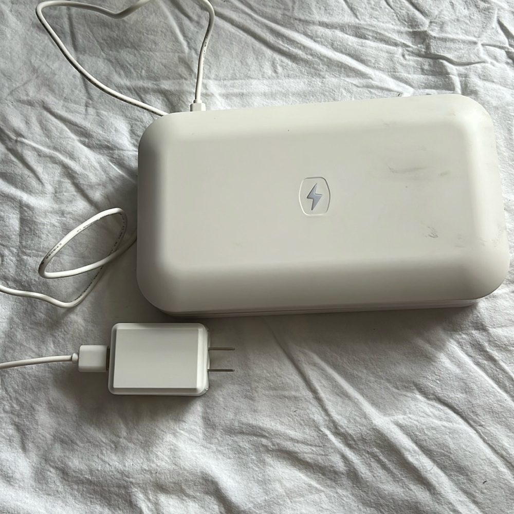 Phonesoap  uv light sanitizer